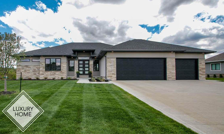 3511 Wanamaker, Sioux City, IA